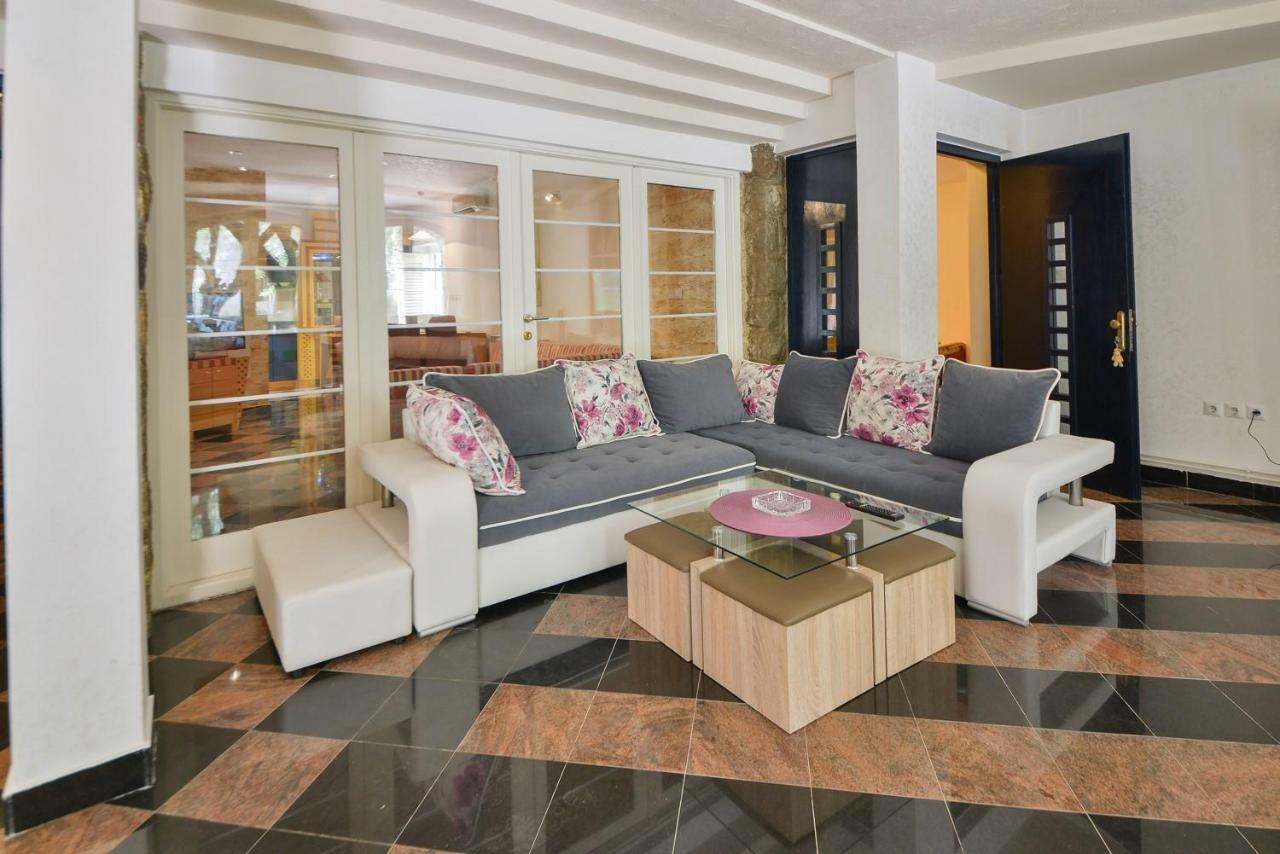 Villa Montenegro Budva Exteriör bild
